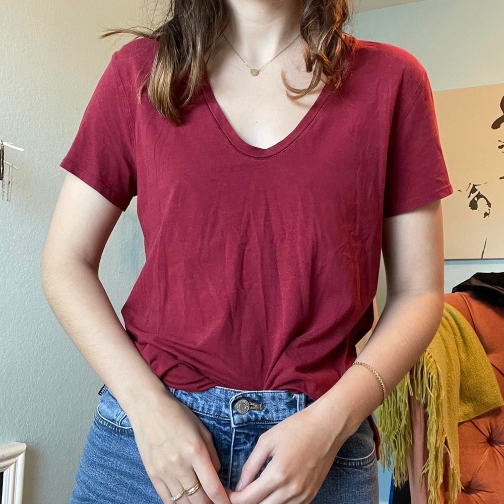 berry / maroon / burgundy colored lululemon top